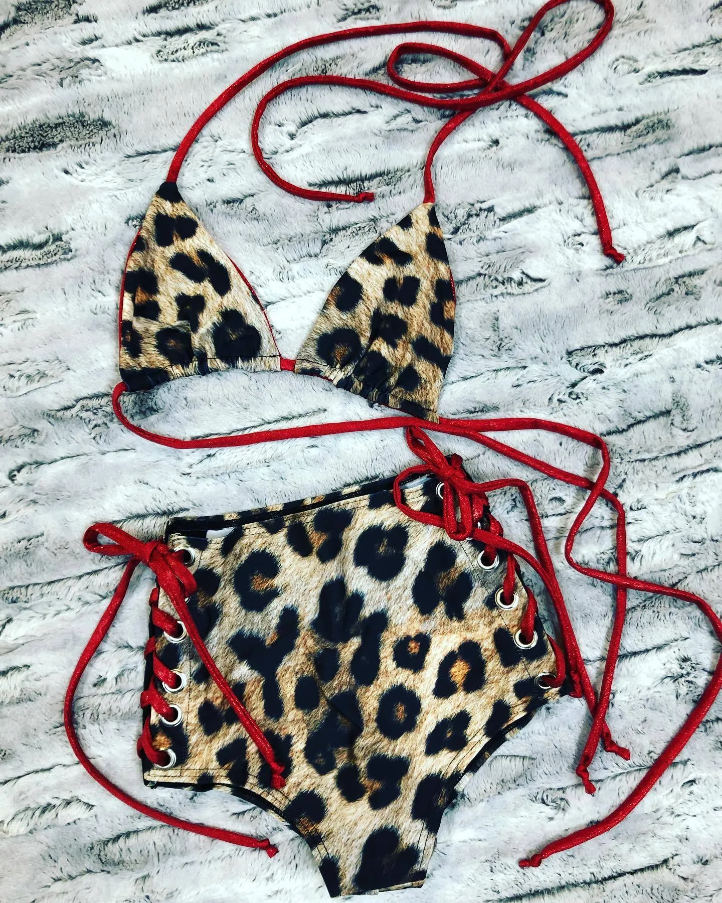 2PC Leopard and Red Set