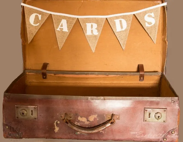 CARDS Hessian Bunting