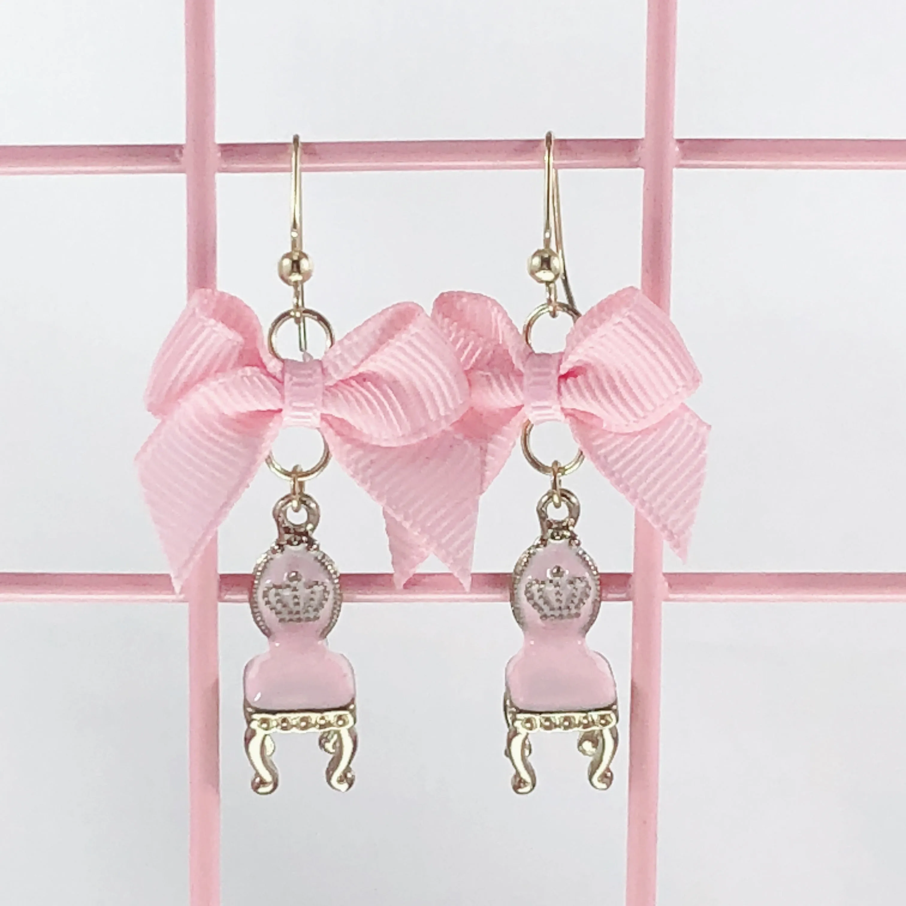 Fancy Chair Earrings (3 Colors)